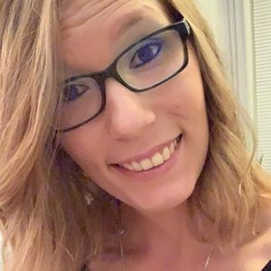 Meet your Posher, Ayanna